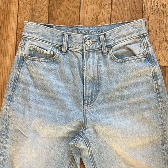AE Light Wash mom Jeans - Picture 2 of 6